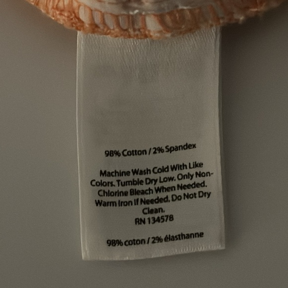 Vineyard Vines, Classic Chino Shorts, Size 4, Peachy Orange Color - Picture 5 of 5